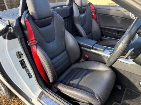 Mercedes-Benz SLC 2.1 SLC250d AMG Line Convertible 2dr Diesel G-Tronic Euro 6 (s/s) (204 ps) 23