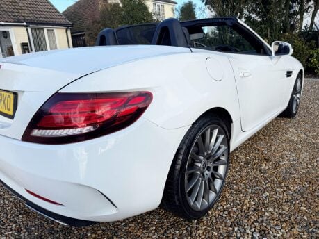 Mercedes-Benz SLC 2.1 SLC250d AMG Line Convertible 2dr Diesel G-Tronic Euro 6 (s/s) (204 ps) 8