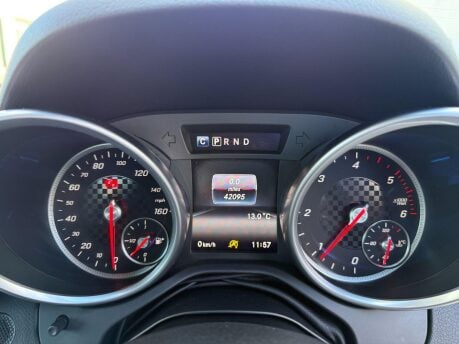 Mercedes-Benz SLC 2.1 SLC250d AMG Line Convertible 2dr Diesel G-Tronic Euro 6 (s/s) (204 ps) 15