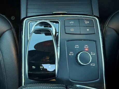 Mercedes-Benz GLE 3.0 GLE350d V6 AMG Line (Premium) G-Tronic 4MATIC Euro 6 (s/s) 5dr 23