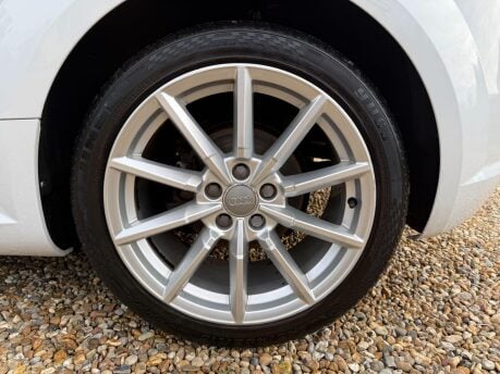 Audi TT 2.0 TDI ultra Sport Euro 6 (s/s) 3dr 11