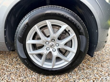 Volvo XC60 2.0 D4 Momentum Auto AWD Euro 6 (s/s) 5dr 13