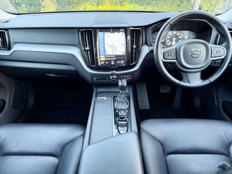 Volvo XC60 2.0 D4 Momentum Auto AWD Euro 6 (s/s) 5dr 20