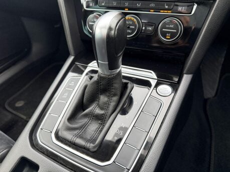 Volkswagen Passat 2.0 TDI GT DSG Euro 6 (s/s) 5dr 23