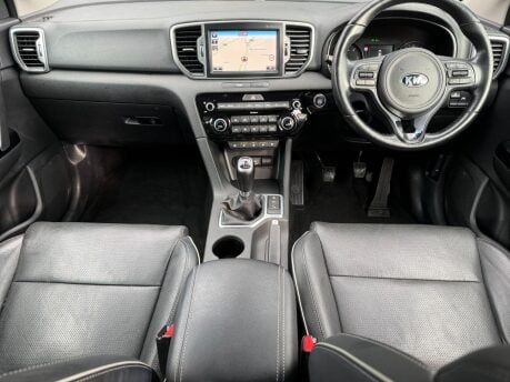 Kia Sportage 1.7 CRDi 4 Euro 6 (s/s) 5dr 26