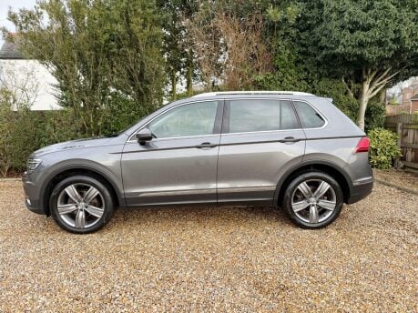 Volkswagen Tiguan 2.0 TDI BlueMotion Tech SEL DSG 4Motion Euro 6 (s/s) 5dr 5