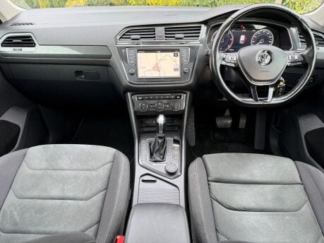 Volkswagen Tiguan 2.0 TDI BlueMotion Tech SEL DSG 4Motion Euro 6 (s/s) 5dr 24