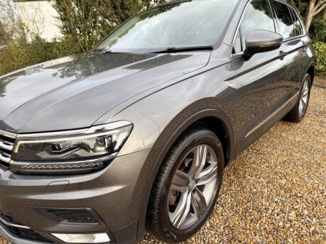 Volkswagen Tiguan 2.0 TDI BlueMotion Tech SEL DSG 4Motion Euro 6 (s/s) 5dr 7