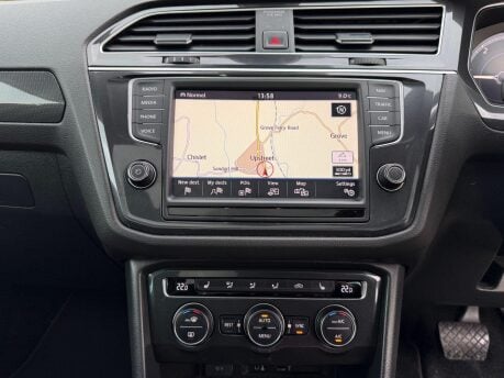 Volkswagen Tiguan 2.0 TDI BlueMotion Tech SEL DSG 4Motion Euro 6 (s/s) 5dr 19