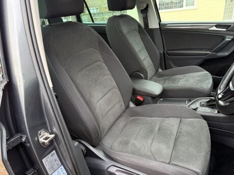Volkswagen Tiguan 2.0 TDI BlueMotion Tech SEL DSG 4Motion Euro 6 (s/s) 5dr 25