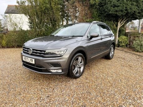 Volkswagen Tiguan 2.0 TDI BlueMotion Tech SEL DSG 4Motion Euro 6 (s/s) 5dr 1