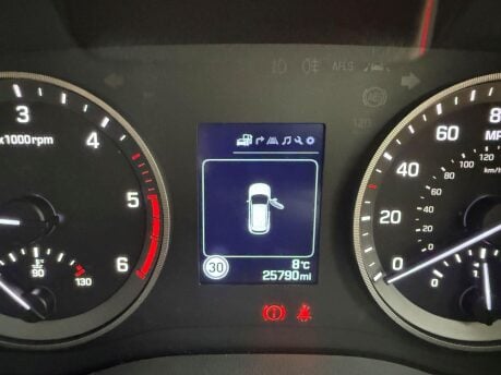 Hyundai TUCSON 1.7 CRDi Blue Drive SE Nav Euro 6 (s/s) 5dr 17