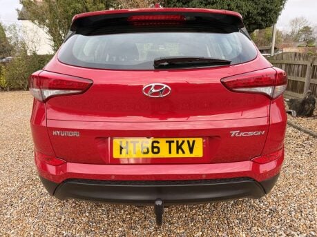 Hyundai TUCSON 1.7 CRDi Blue Drive SE Nav Euro 6 (s/s) 5dr 9
