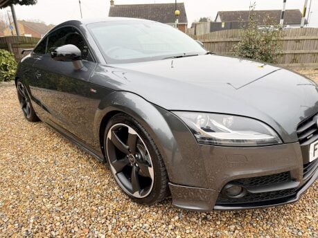Audi TT 2.0 TDI Black Edition S Tronic quattro Euro 5 3dr 7