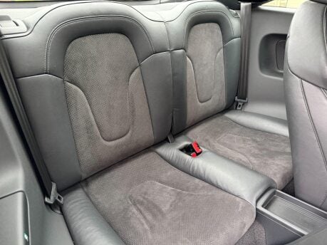 Audi TT 2.0 TDI Black Edition S Tronic quattro Euro 5 3dr 24