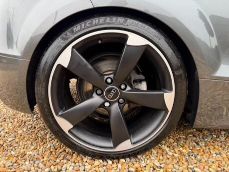 Audi TT 2.0 TDI Black Edition S Tronic quattro Euro 5 3dr 14