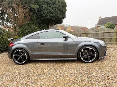 Audi TT 2.0 TDI Black Edition S Tronic quattro Euro 5 3dr 4