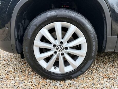 Volkswagen Tiguan 2.0 TDI BlueMotion Tech Match DSG 4WD Euro 6 (s/s) 5dr 12