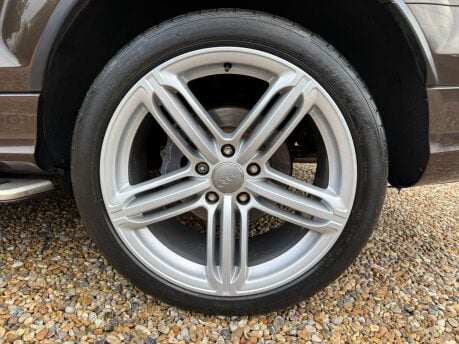 Audi Q7 3.0 TDI V6 S line Plus Tiptronic quattro Euro 5 (s/s) 5dr 11