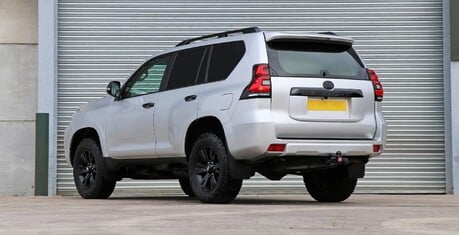 Toyota Land Cruiser LWB