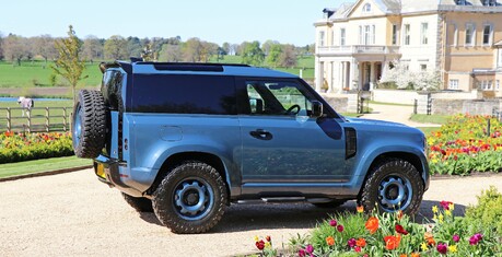 Land Rover Defender 90