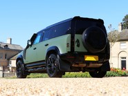 Land Rover Defender 110 Matte