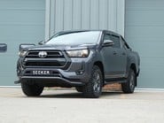 Toyota Hilux ICON 4WD D-4D DOUBE CAB COMMERCIAL STYLED BY SEEKER  1