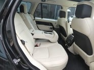 Land Rover Range Rover VOGUE SE MHEV  PETROL FULL BLACK PACK FULL SLIDING PAN ROOF RARE PETROL  40