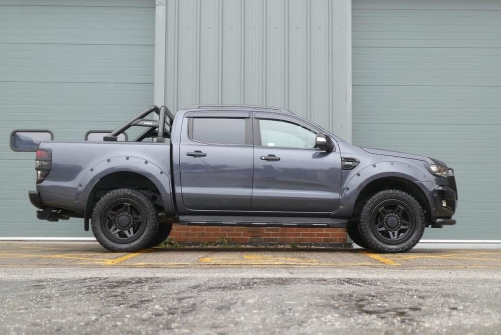 Ford Ranger STYLED BY SEEKER  Pick Up Double Cab Wildtrak 3.2 TDCi 200 Auto was 26950 6