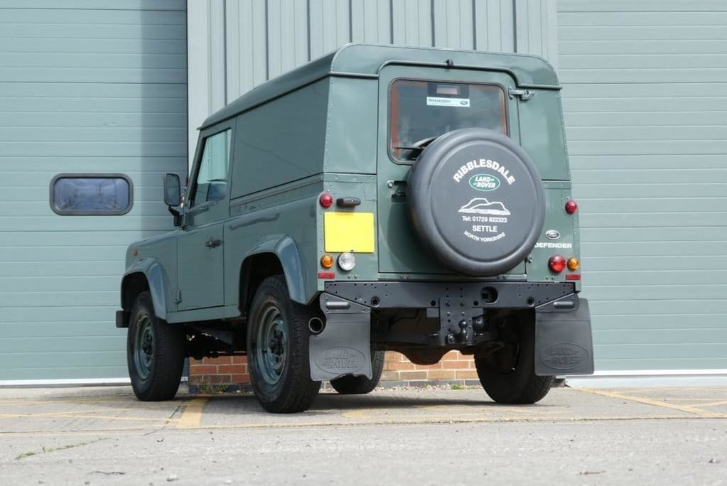 Land Rover Defender 90 Hard Top TDC HERITAGE EDITION FROM SEEKER UK looks stunning  5