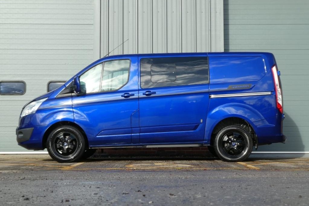 Ford Transit Custom 2.0 TDCi 170ps Low Roof D/Cab Limited Van full history styled by Seeker 9