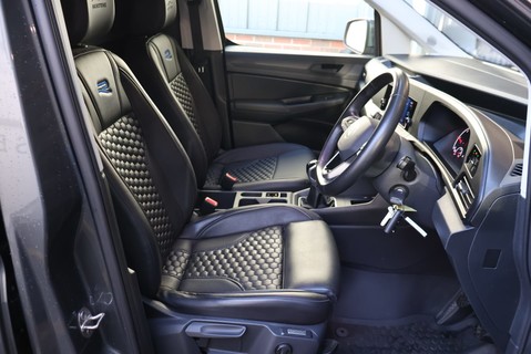 Volkswagen Caddy Maxi C20 TDI COMMERCE Plus. 2.0 TDI   Lwb with full R Design styling . 27