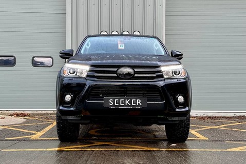 Toyota Hilux INVINCIBLE  50 4WD D-4D DCB BLACK EDITION ONLY ONE IN UK  NUMBER 38 OF 50 2