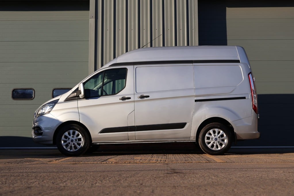 Ford Transit Custom 320 TREND  L1 H2 HIGH ROOF SWB AUTO WITH BLACK PACK AND UPGRADE ALLOYS  9
