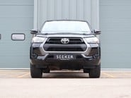 Toyota Hilux ACTIVE 4WD D-4D S/C VERY Rare single cab with leather and Reverse camera  2