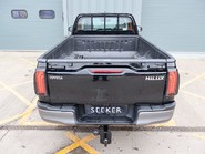 Toyota Hilux ACTIVE 4WD D-4D S/C VERY Rare single cab with leather and Reverse camera  10