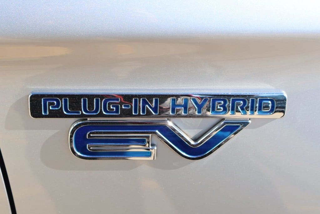 Mitsubishi Outlander PHEV JURO COMMERCIAL PLUG IN HYBRID HUGE SPEC GREAT BIK BUSINESS BENEFITS 21
