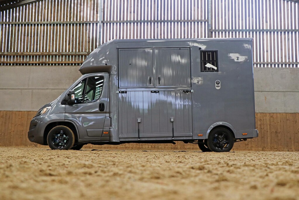 Citroen Relay BRAND NEW BUILD 3.5 TON STALLION FOR LARGE HORSES 1000 PAYLOAD  4