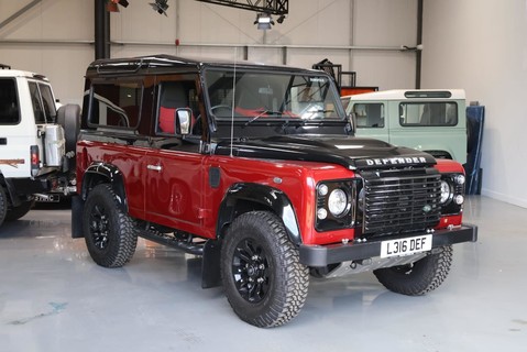 Land Rover Defender 90 TD AUTOBIOGRAPHY STATION WAGON 1 of 100 from the famous Dunsfold collection 6