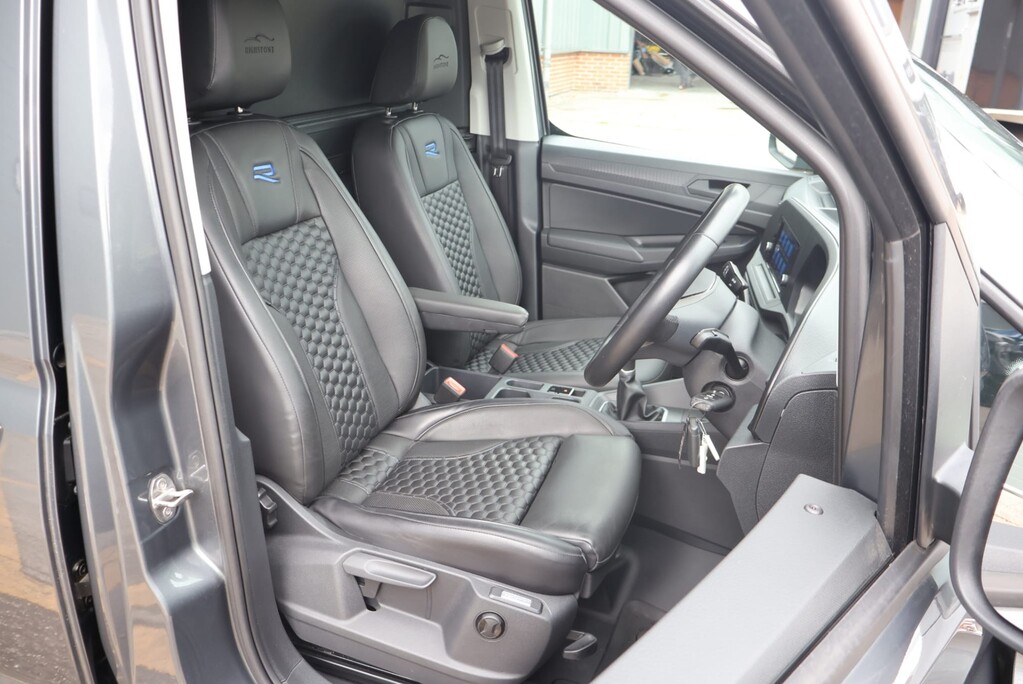 Volkswagen Caddy C20 TDI COMMERCE PLUS long wheel base R design with Body styling leather  17