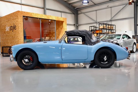 MG MGA 1954 1500 Roadster Full nut  bolt Restoration over 25k spent looks stunning 2