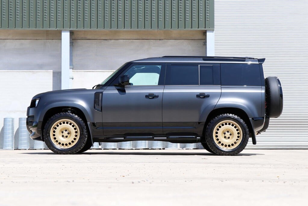 Land Rover Defender 110 BRAND NEW HARD TOP COMMERCIAL WITH MATT PPF STYLED BY SEEKER 3 SEATER  7