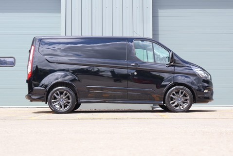 Ford Transit Custom 290 SPORT P/V L1 H1 170 BHP STYLED BY SEEKER WAS 23995 NOW 19995 4