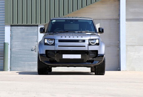 Land Rover Defender 90 BRAND NEW HARD TOP COMMERCIAL MATT PPF FINISH WITH BESPOKE LEATHER SEATS