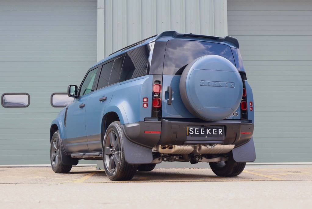 Land Rover Defender 110 Brand new HARD TOP 3 seater styled by seeker with Oem matt PPF finish  7