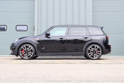 Mini Clubman JOHN COOPER WORKS ALL4 with Black pack added by seeker Pan roof Full leathe 8