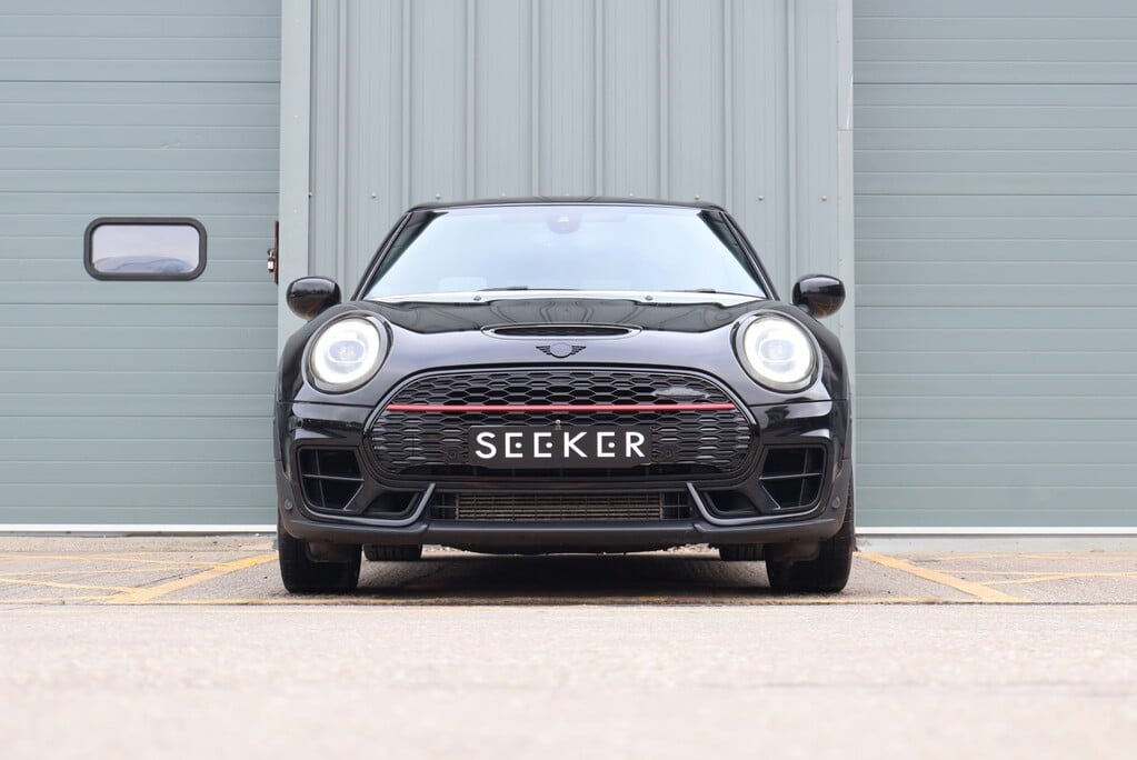 Mini Clubman JOHN COOPER WORKS ALL4 with Black pack added by seeker Pan roof Full leathe 2