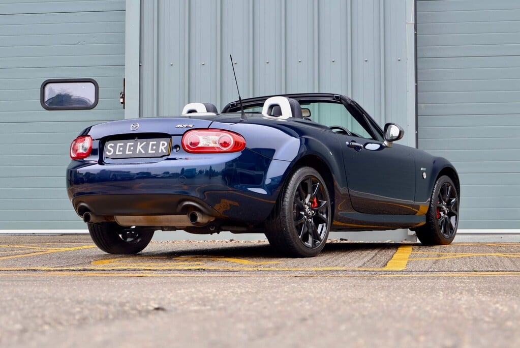 Mazda MX-5 I ROADSTER SPORT VENTURE very rare Blackled packed by seeker Full History  4