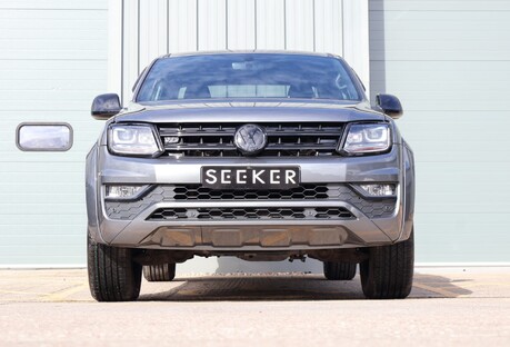 Volkswagen Amarok 3.0 DC V6 TDI BLACK EDITION 4MOTION STYLED BY SEEKER LOOKS AMAZING 