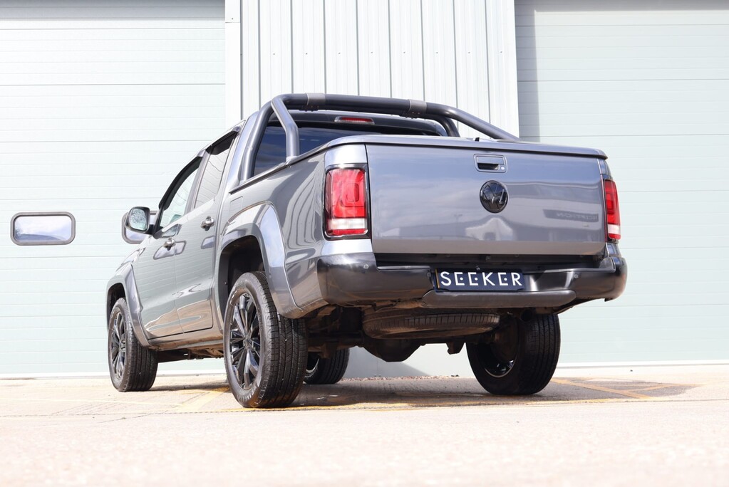 Volkswagen Amarok 3.0 DC V6 TDI BLACK EDITION 4MOTION STYLED BY SEEKER LOOKS AMAZING  6